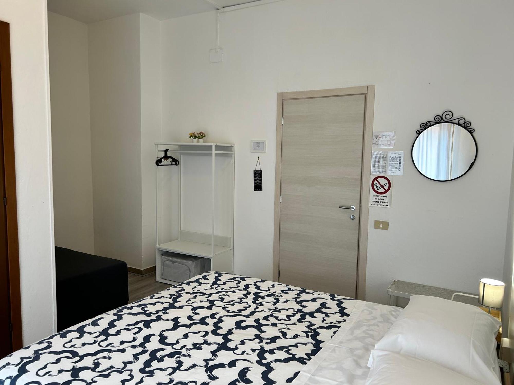 Hotel Cecile Πίζα Εξωτερικό φωτογραφία