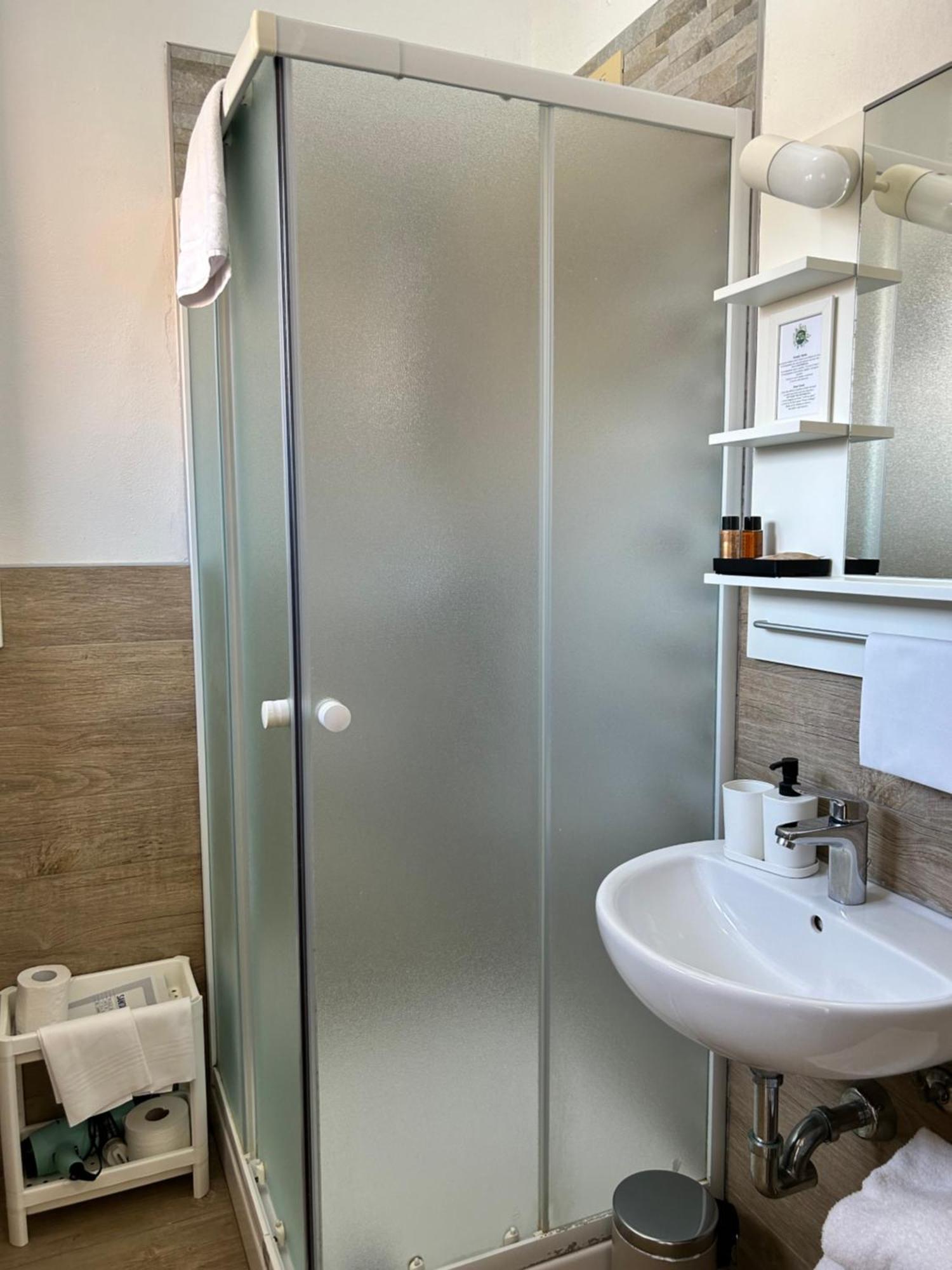 Hotel Cecile Πίζα Εξωτερικό φωτογραφία