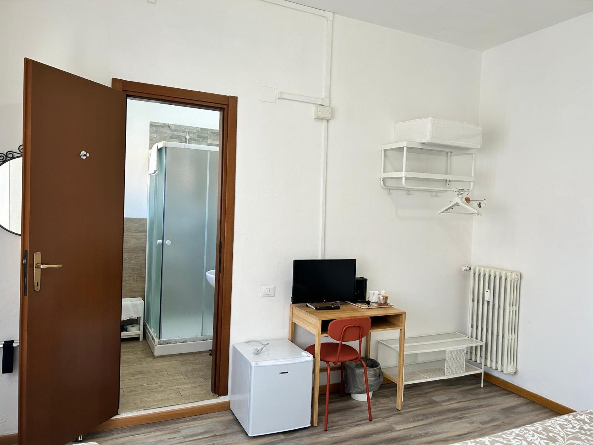 Hotel Cecile Πίζα Εξωτερικό φωτογραφία
