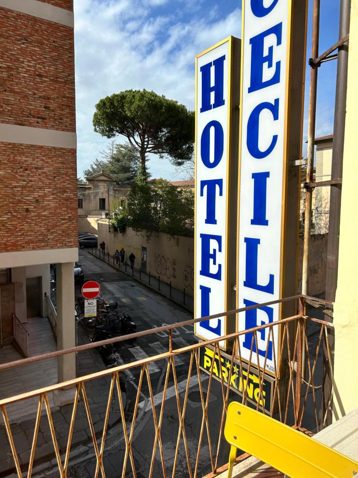 Hotel Cecile Πίζα Εξωτερικό φωτογραφία