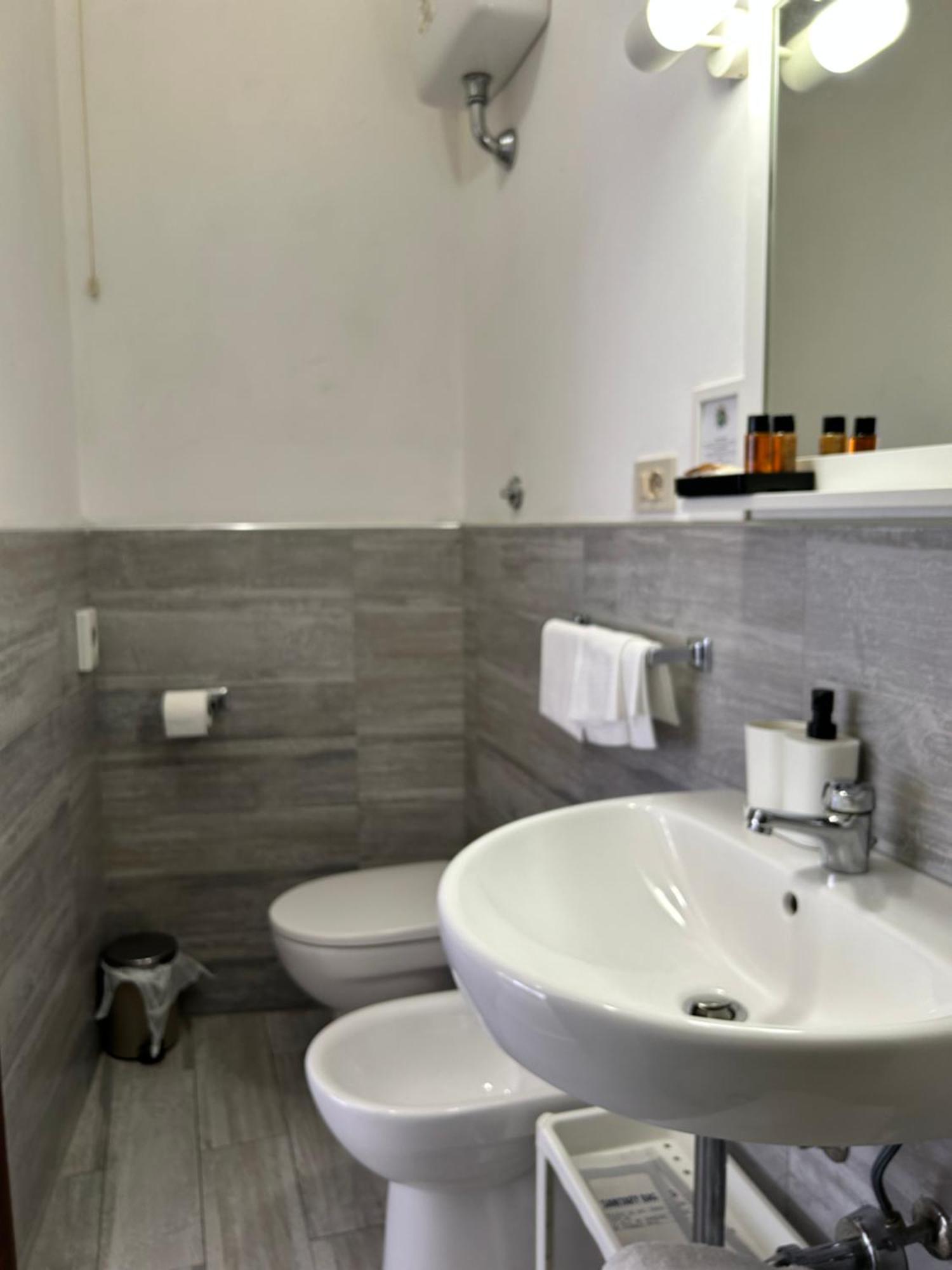 Hotel Cecile Πίζα Εξωτερικό φωτογραφία