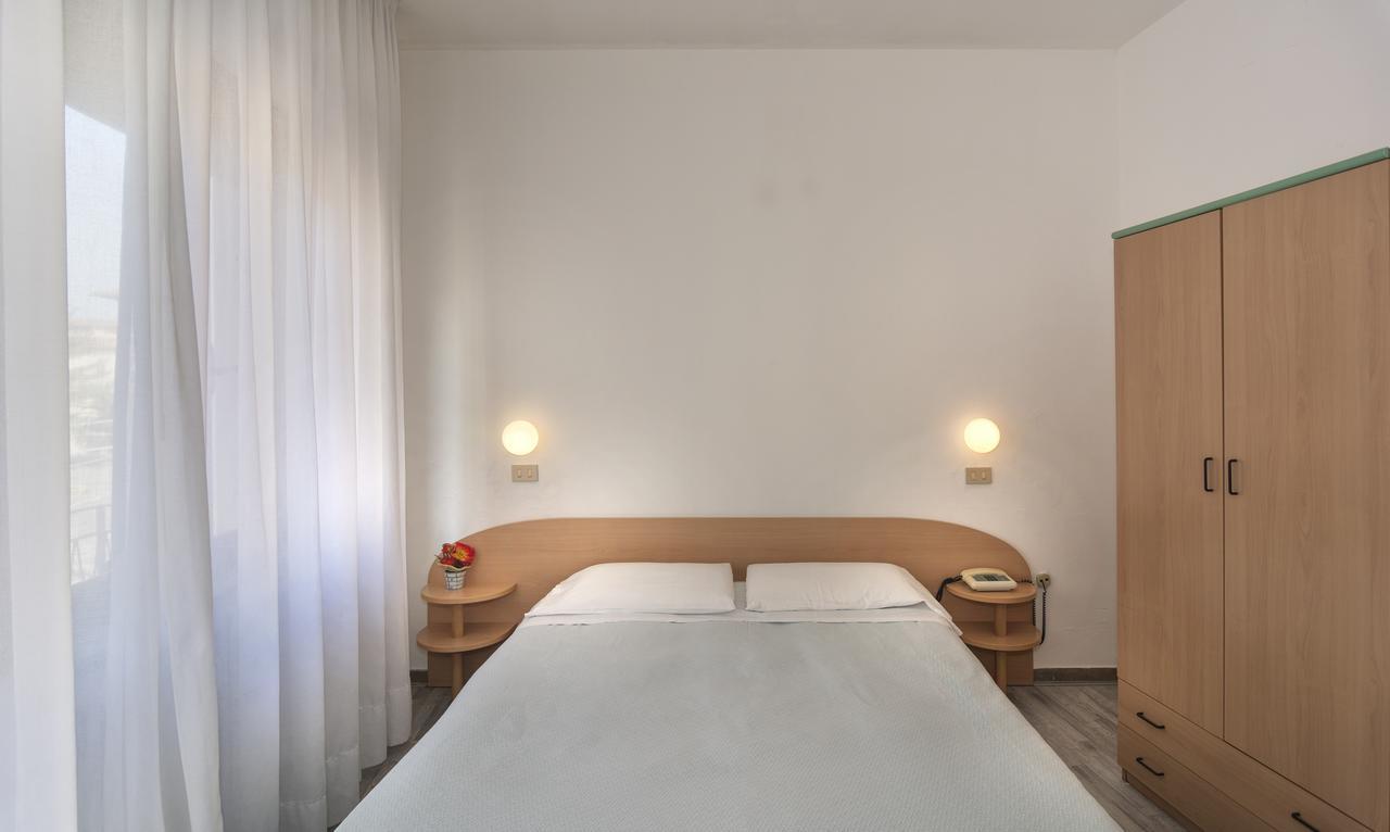 Hotel Cecile Πίζα Εξωτερικό φωτογραφία